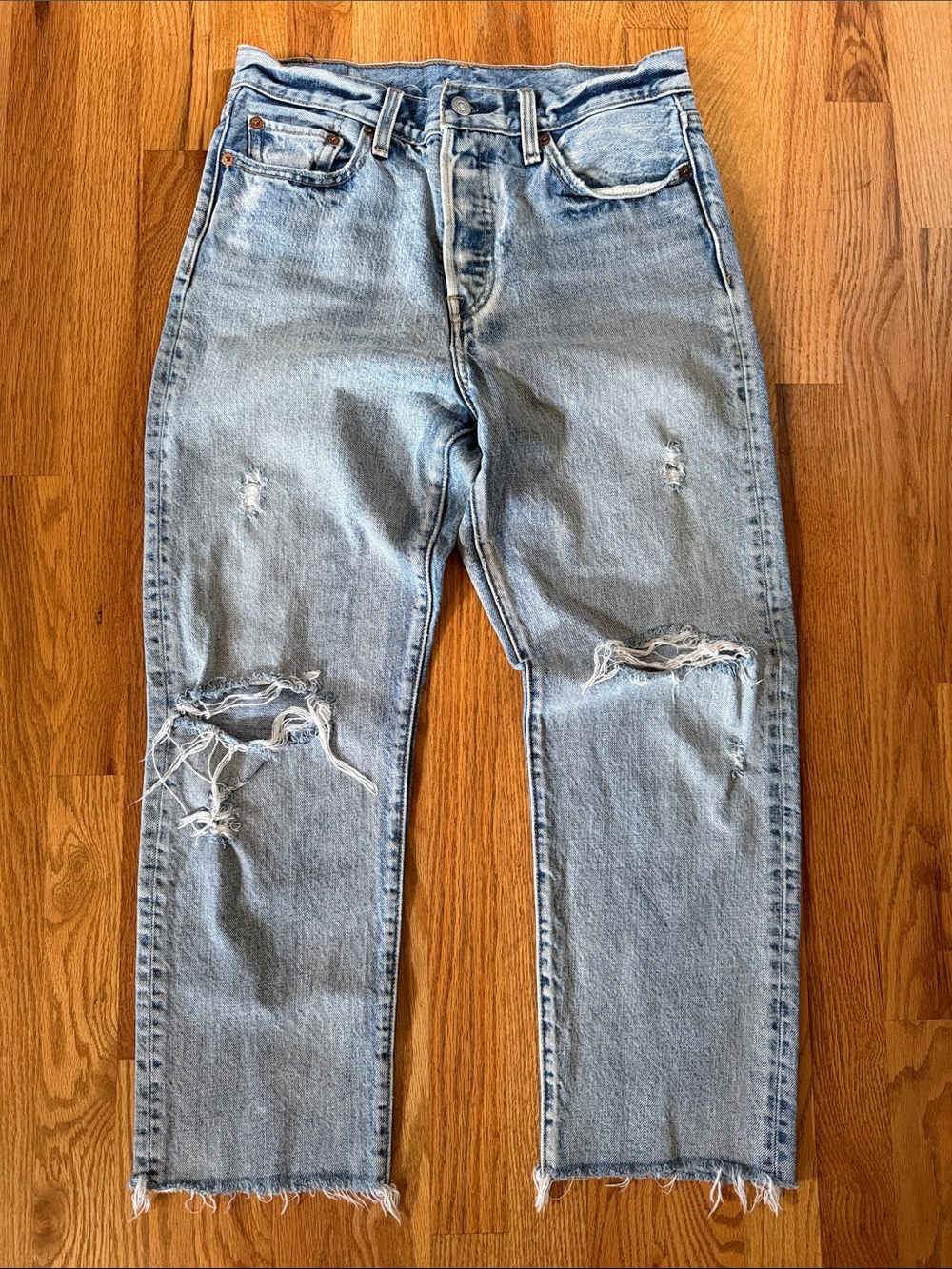 Levi's Light Blue Relaxed Distressed Men's Woman’s Jeans 29 100% cotton